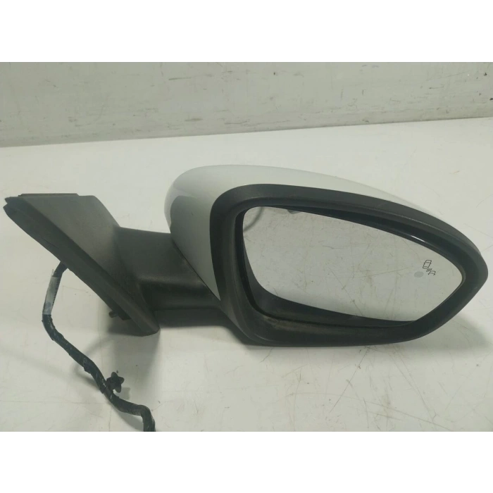 Dıs Dıkız Aynası Sağ Elektrikli Katlanir Isitmali Astarli Sinyalli Aydinlatmali Blis Sensörlü Renault Megane Iv Bm 16- (Oem No: 963011434R)