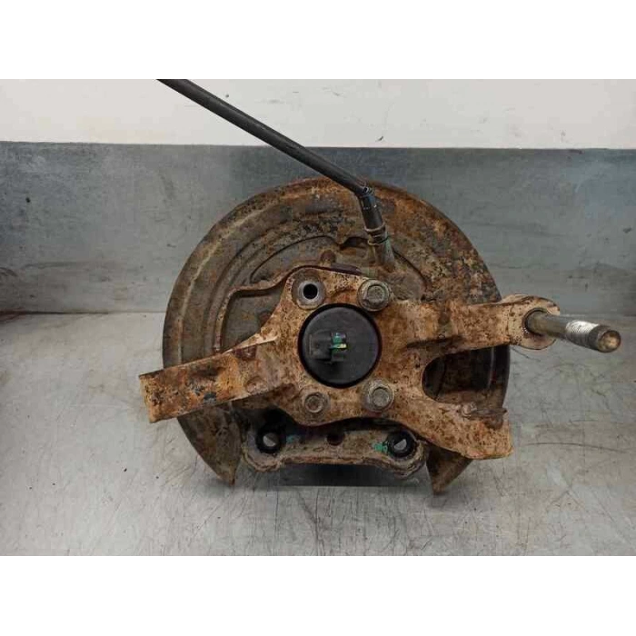 Aks Tasıyıcı Arka Sag Opel Lacettı Bm 04- (Oem No: 96474031)