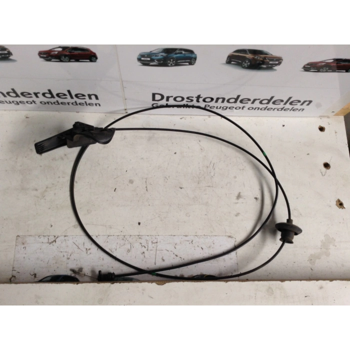 Kaput Açma Telı Psa 3008(P84)/5008(P87) B.M 2016- (Oem No: 9813562180)