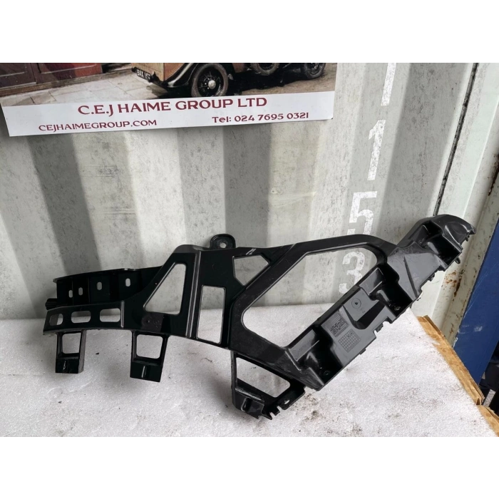 Arka Tampon Sağ Baglantı Ayagı Psa 5008 (P87) B.M 2017- (Oem No: 9814615980)