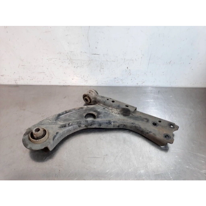 Salıncak Astra Sol 21Sonrası / 308 Iıı(P5) / 308 Iıı Sw 21Sonrası / Rotilli Sac Alt Sol (Oem No: 9846329780)