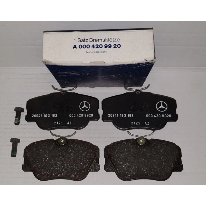 Fren Balatası Ön Fıslerı Içınde Mercedes W124 Bm 85-95 (Oem No: A0004209920)