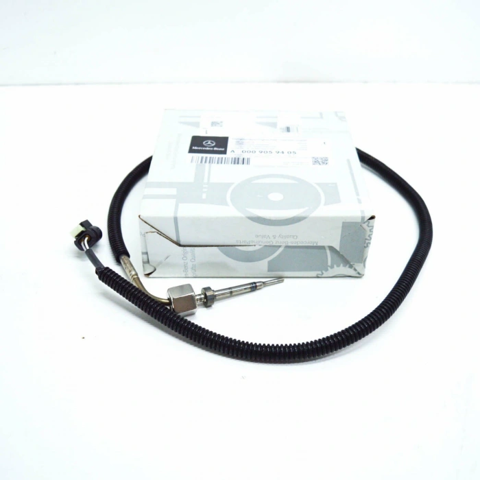 Egzos Sıcaklık Sensörü Logosuz-Montaj Oem 3Hts0409 Mercedes 212-207-172 651-274 2010-2016 (Oem No: A0009059405)