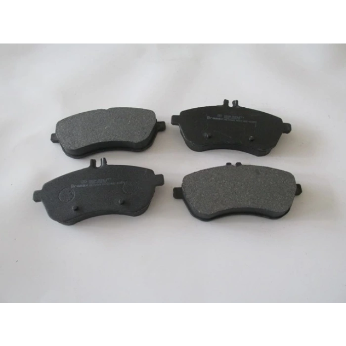 2007-2011 Mercedes C Class W204 Ön Fren Balatası (Kablosuz)(Disk) (146.2X71.5X19.5)(Bramax) (Oem No:A0054201220)