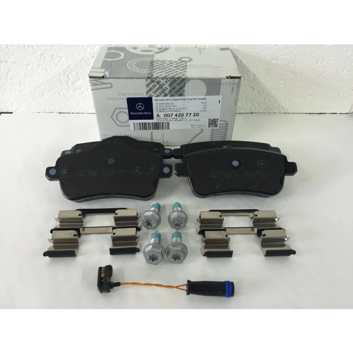 Fren Balatası Arka Spor Paketı Olmayan Araçlar Mercedes W166-176-117-Slk172 Bm 11-17 (Oem No: A0074207720)