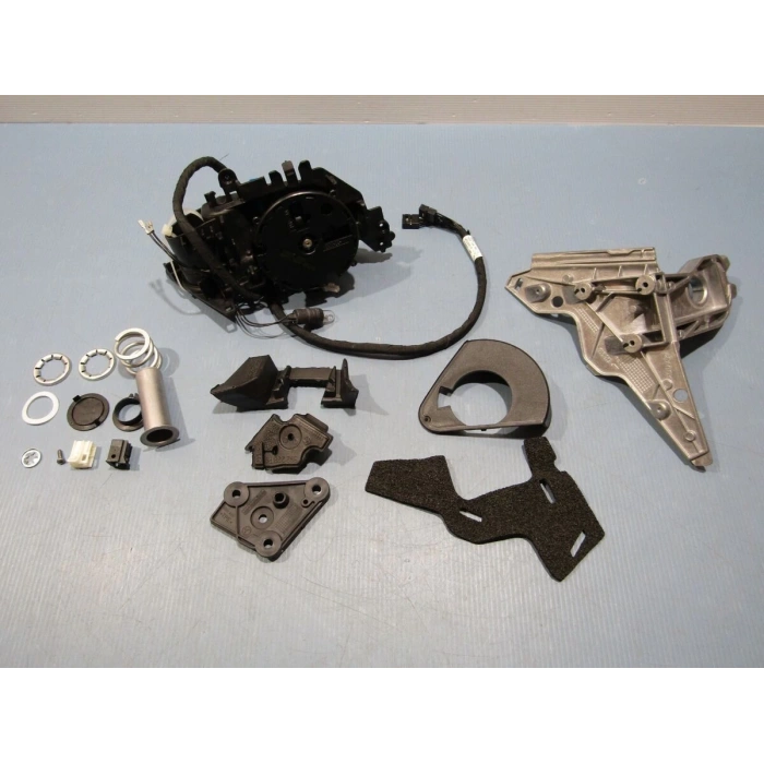 Dıs Dıkız Aynası Sağ 15P-Elektrikli Katlanir Isitmali Astarli Sinyalli Aydinlatmali Hafizali Kör Nokt Mercedes 221 S Class Bm 2010-2013 (Oem No: A2218101276)