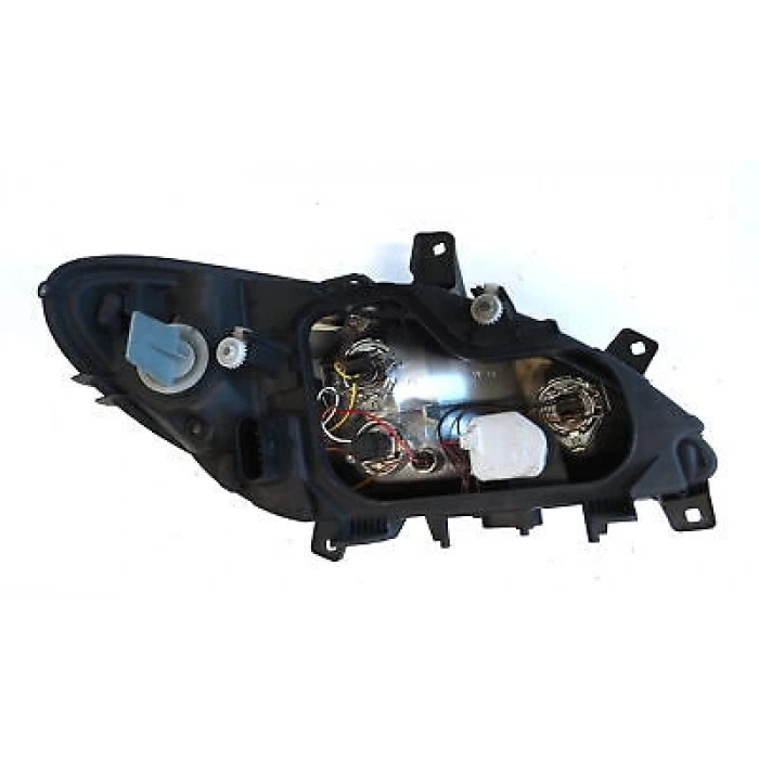 Far Sol Sıslı Mercedes Vıto.109,111,115,120.Cdı -Vıano.2,2-3,0.Cdı Om.646 -Om.642 07 + & (Oem No: A6398200161)