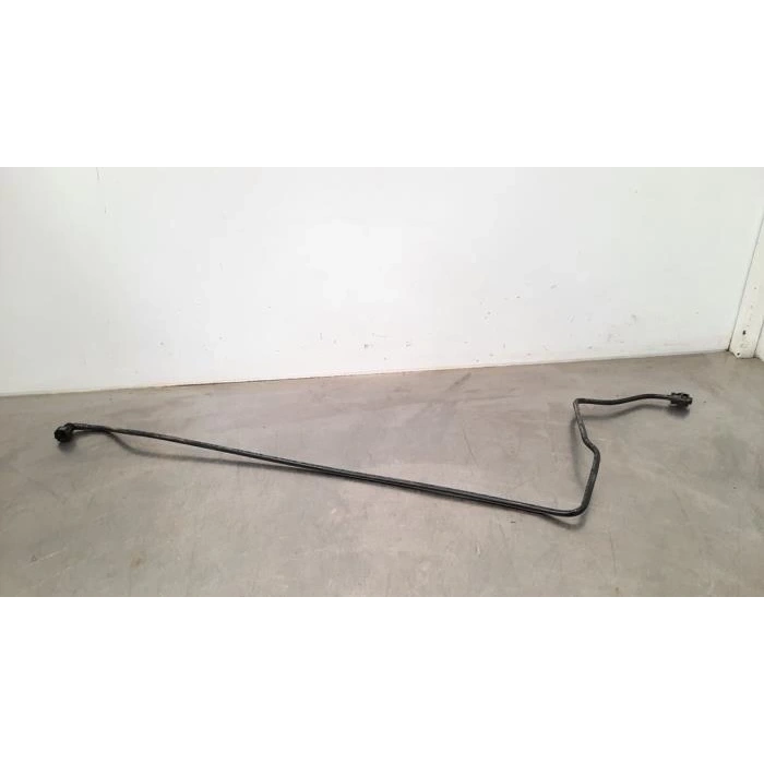 Boru Yedek Su Deposu Transit V362 12Sonrası 2.2 Tdcı (Oem No: Bk218C012Bb)