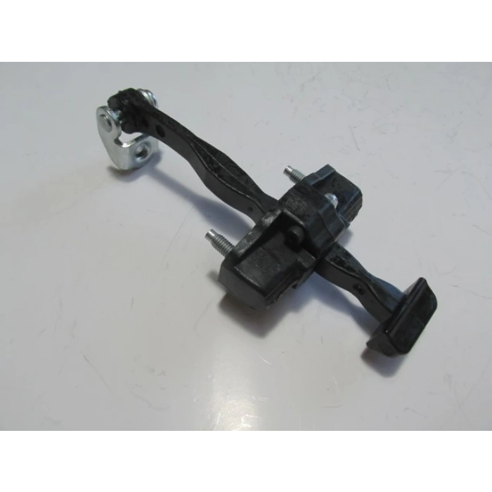 Ford Focus- Sd/Hb- 15/18; Ön Kapı Durdurucusu Sağ/Sol Aynı (Adet) (Kapı Gergisi) (Oem No: Bm51A23500Aa)