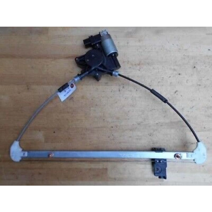 Cam Krikosu Mazda 3 Elektrikli Motorlu 2 Fişli 04-09 Arka Sol (Oem No: Bp4K-73-590B)