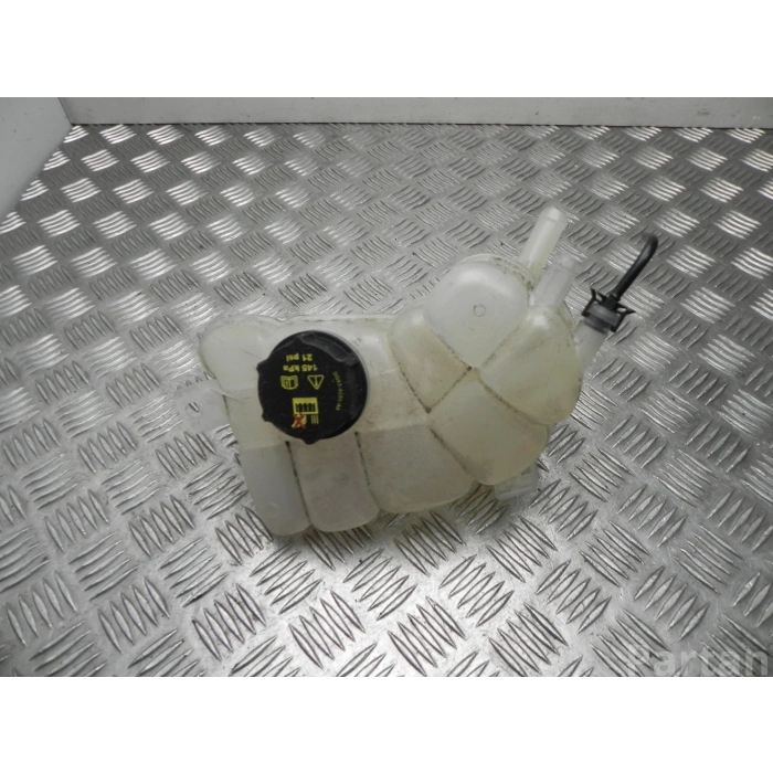 Radyatör Yedek Su Deposu Ford Mondeo Bm 15- (Oem No: Dg93 8A080 Ba)