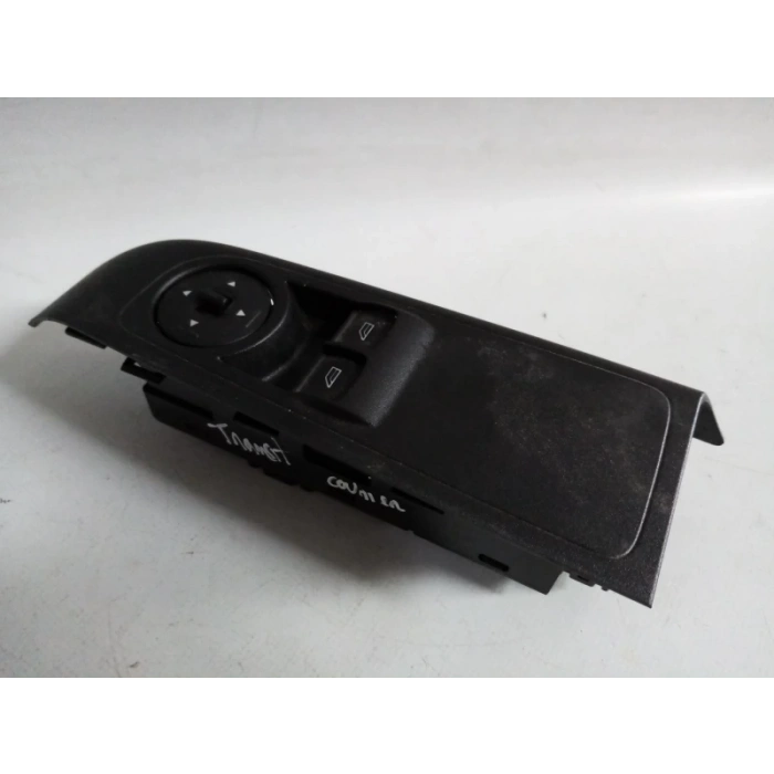 Cam Dügmesı Sol Ayna Kumandalı Ford B-460 Transıt Courıer Bm 14- (Oem No: Dt1T 14A132 Fb)