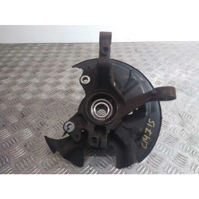 Aks Taşıyıcı Courıer 13Sonrası Ön Sağ (Oem No: Ey163K170Aa)