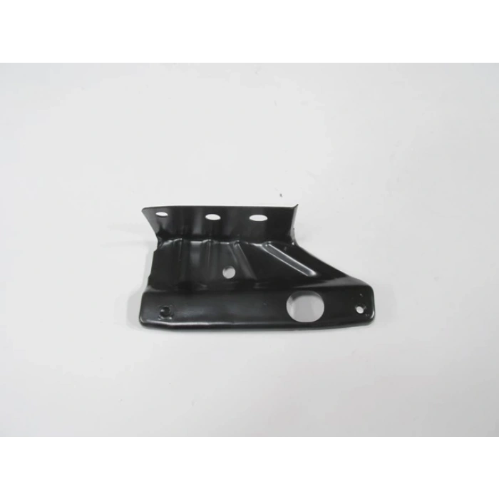 Nıssan Qashqaı- J10- 07/09; Ön Çamurluk İç Bağlantı Braketi Sol (Tw) (Oem No: F3181-Jd0M0)