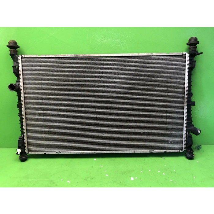 Su Radyatörü Ford Transıt V-363 2.0 Ecoblue 17- (Oem No: Gk21 8005 Bc)