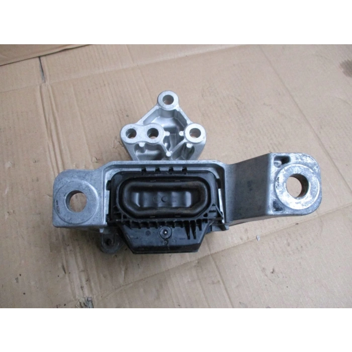 Motor Takozu Sağ Ford Focus 1.5 Dragon 18- (Oem No: Jx61 6F012 Cd)