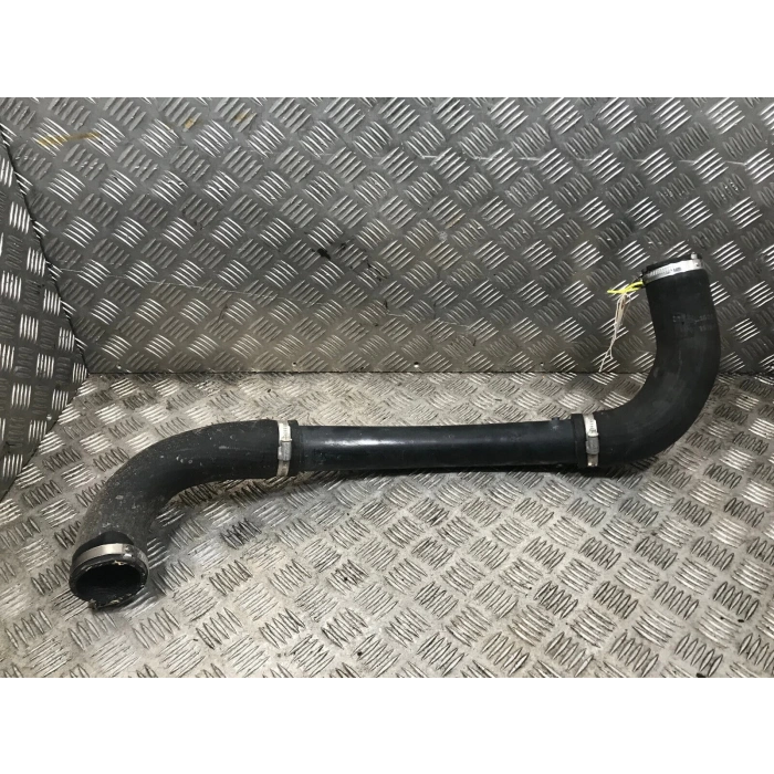 İntercooler Hortumu Tek Parcası Üst Ford Transıt V363 2.0 Ecoblue 14- (Oem No: Kk31 6F073 Ca)