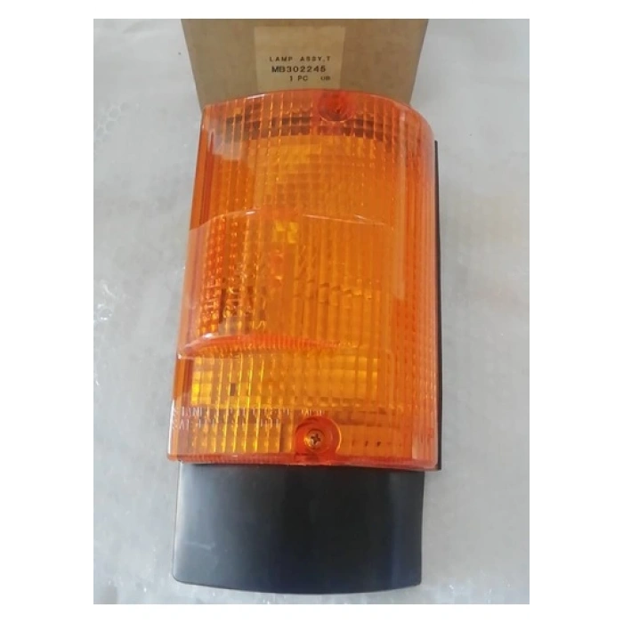 Sinyal Lambası Canter   86-94 304/449 Sağ (Oem No: Mb302245)