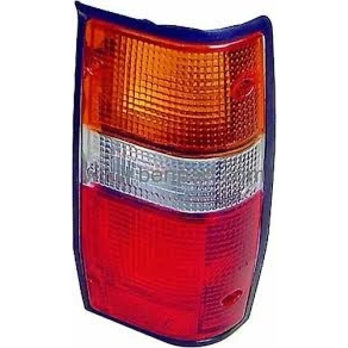 Stop Lambası Sag Sıyah Japon L200 (K14) 2.5 D 94-98 (Oem No: Mb527102)