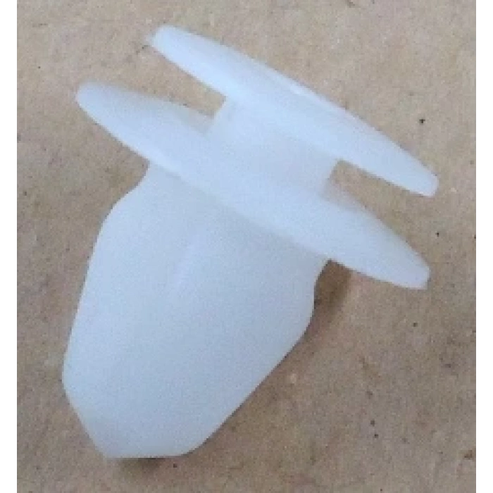 Mıtsubıshı Canter- Fe515- 98/06; Kapı Döşemesi Klipsi (Tw) (Oem No: Mc9033343)