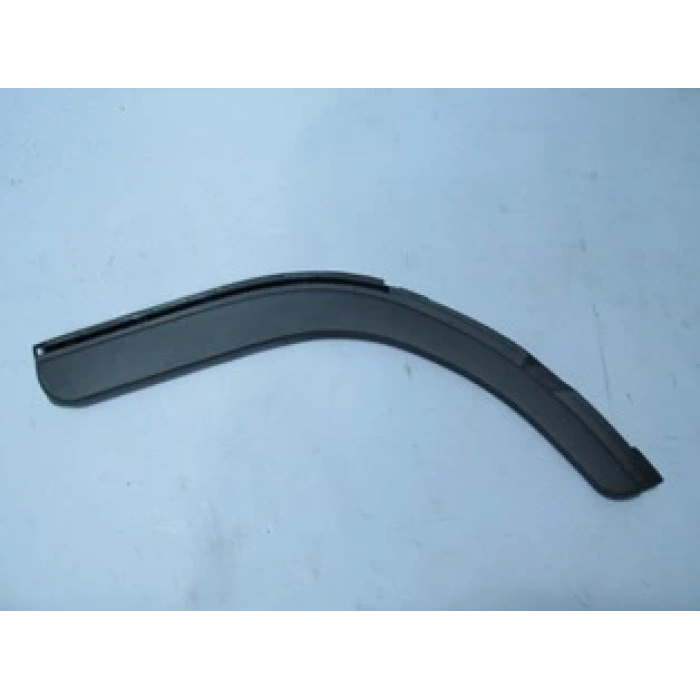 Mitsubishi Canter 2006-2012 Fuso Çamurluk Ağzı Plastiği Sağ (Fe711-839-859E-859G) (Bfn) (Oem No: Mk403146)