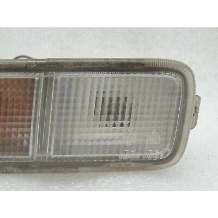 Tampon Sınyalı Sol . Japon L200 (K64, K74) 2.5 D:2.5 Td 03-05 (Oem No: Mn117071)
