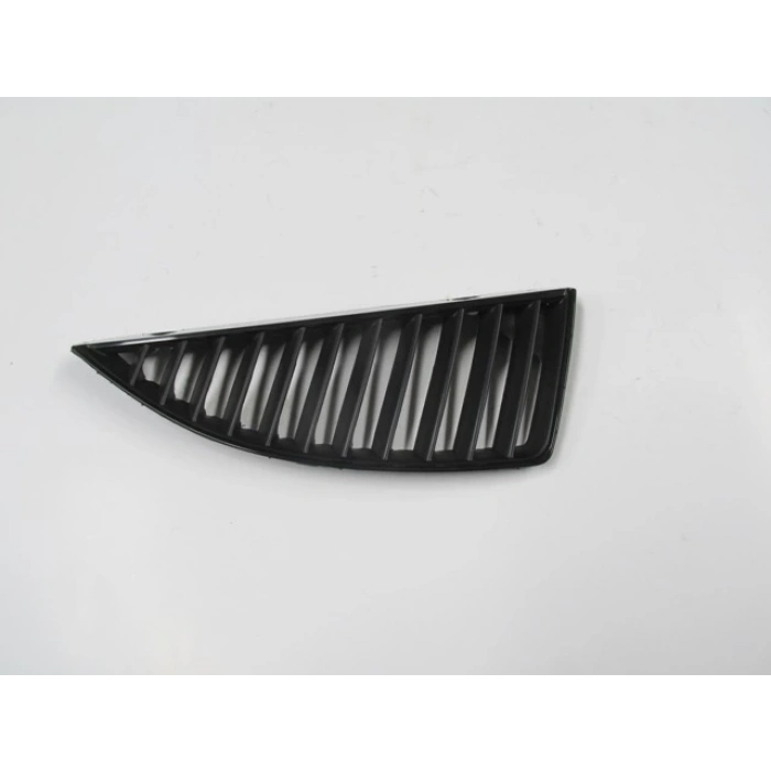 Mıtsubıshı Lancer- 04/06; Ön Panjur Sağ Siyah (Fpı) (Oem No: Mn161116)