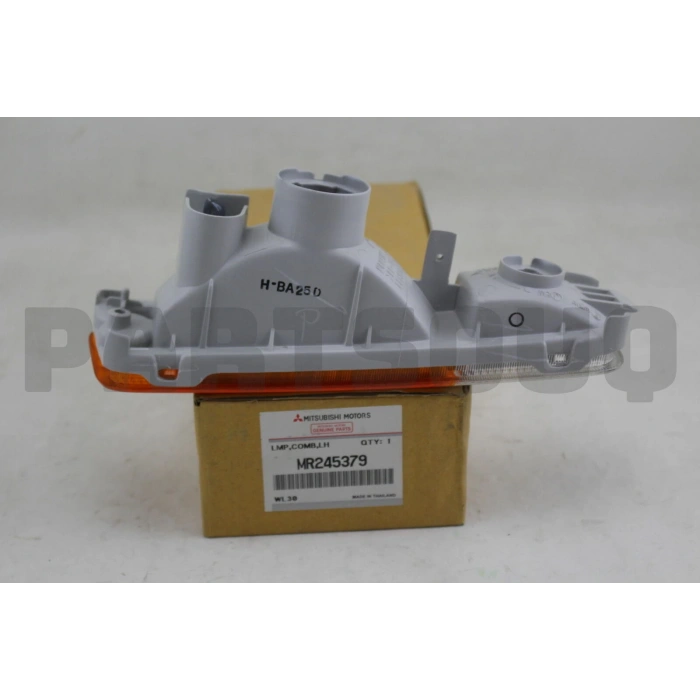 Tampon Sınyalı Sol . Japon L200 (K64, K74) 2.5 D:2.5 Td 99-03 (Oem No: Mr245379)