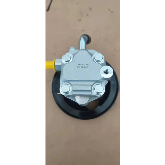 Direksiyon Pompası L200 06-15 None (Oem No: Mr992871)