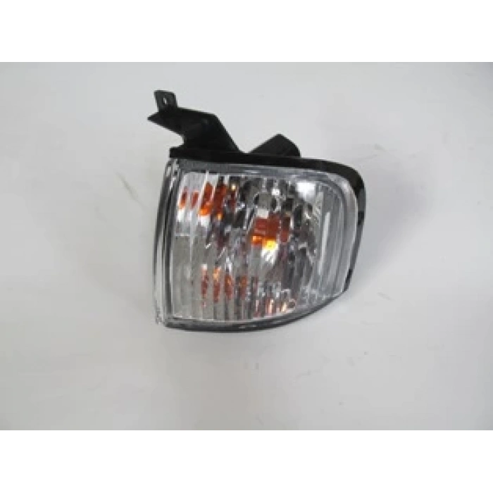 Mazda B2500- Pıck Up- 04/06; Ön Sinyal Sol Beyaz (Aa Motor) (Oem No: Um47-51-070)