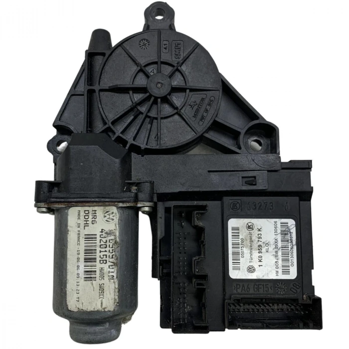 Cam Kriko Motoru Caddy Sol None (Oem No: Vw-1K0959701N)