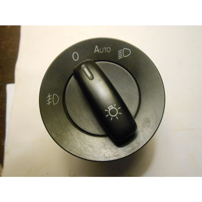 Far Anahtarı Golf 4 Jetta  Oem No: 3C0941431C