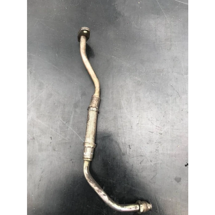Turbo Yağlama Borusu Alt Transporter T4Acv None (Oem No: Vw-74145735)