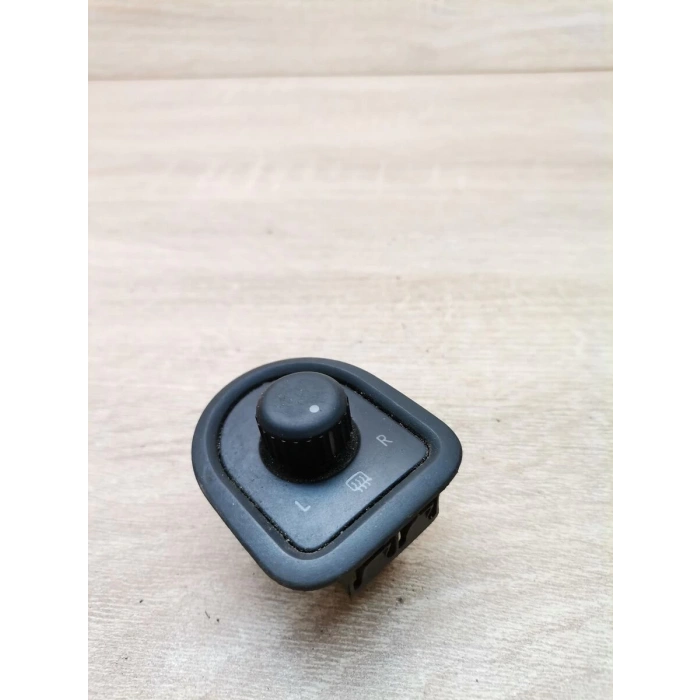 Ayna Kumandası Transporter None (Oem No: Vw-7E1959565A)