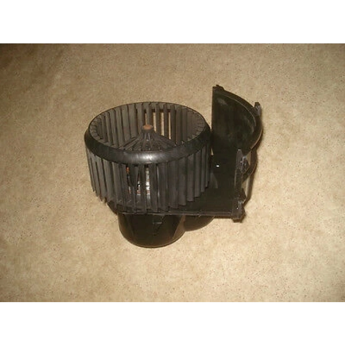 Transporter T5Kalorifer Motoru None (Oem No: Vw-7H1819021B)