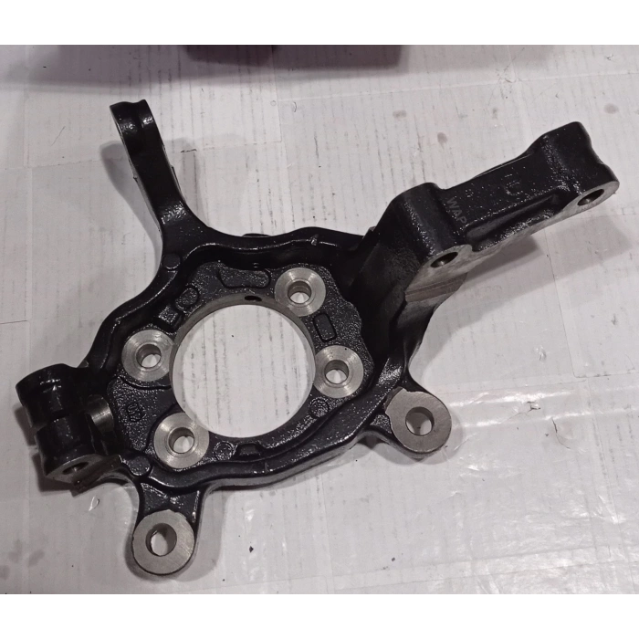 Taşıyıcı Aks Qasqaı 2007-2013 Ön Sol  Xtrail 2007-13 (Oem No:Bı23040L)