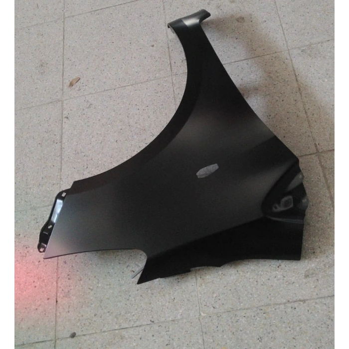 Çamurluk Yaris 06 Sağ   (Oem No:5381152210)