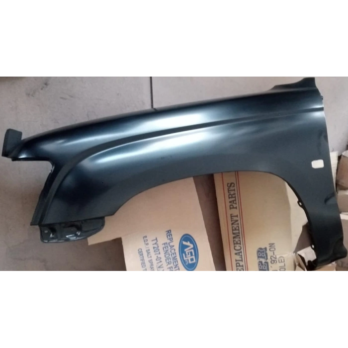 Çamurluk Hilux Ln145 2002-2005 Ön Delikli Sol  Ml (Oem No:5380135480)