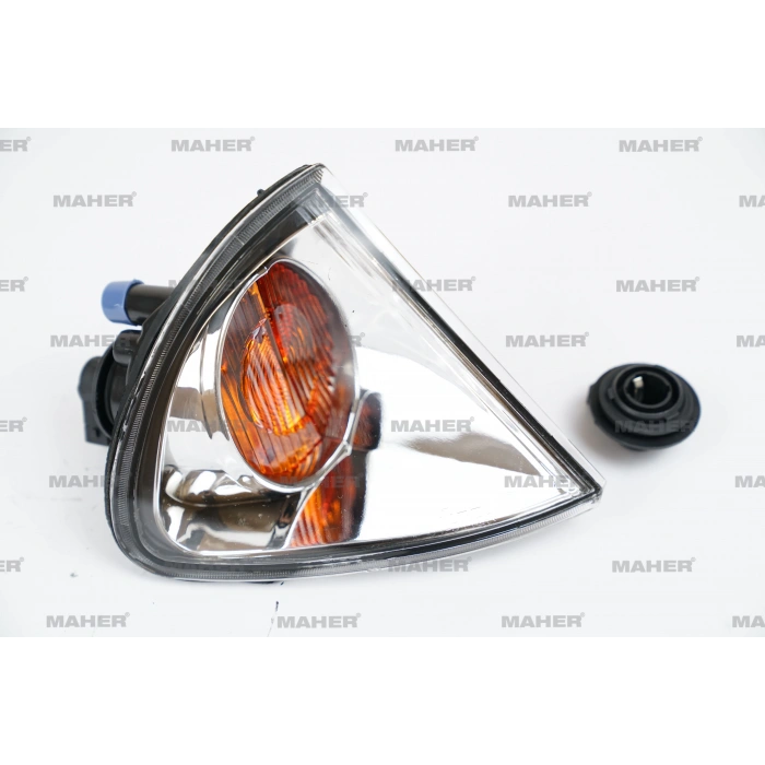 Sinyal Lambası Avensıs 2001-2002 Duylu Sağ (Oem No:8151005030)