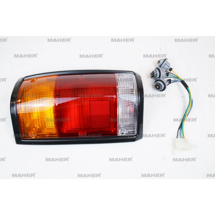 Stop Lambası B2200 / B2500 85-1999 Siyah Sağ (Oem No:8Bu151150)