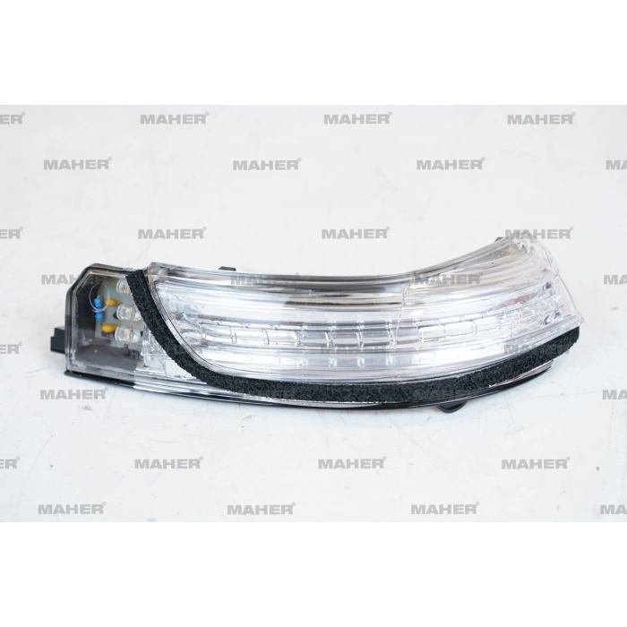 Sinyal Lambası Ayna Avensis  2008 2014 Sağ (Oem No:8173005070)