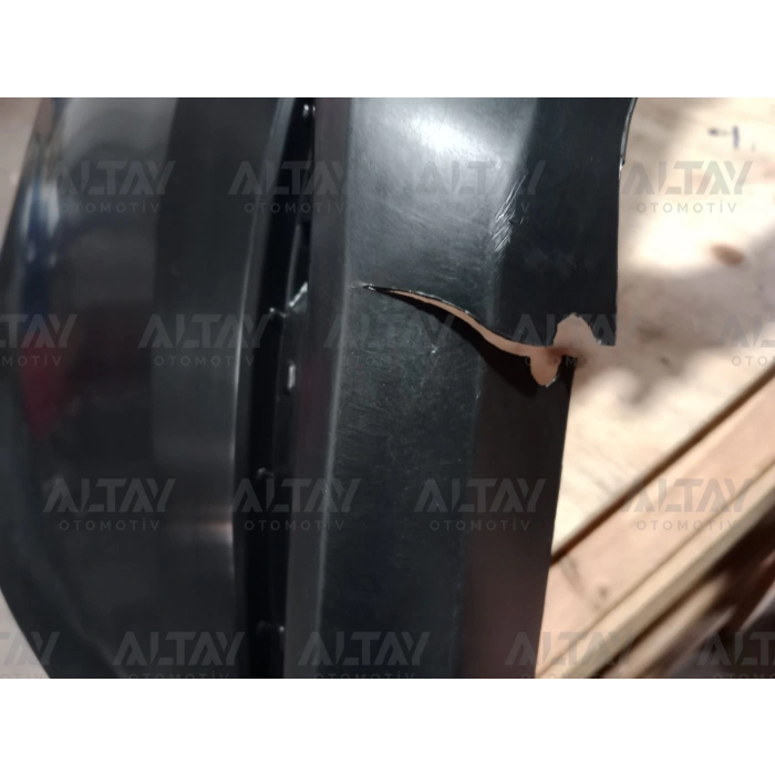 Tampon Corolla Arka 2019-2021 Sedan (Hasarlı) (Oem No:521590Z953)
