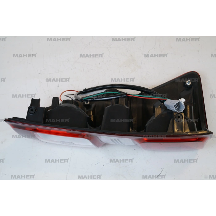 Stop Lambası D-Max 2020-2021 Ledsiz Sağ (Oem No:8974882830)