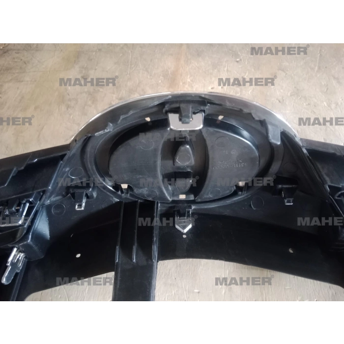 Panjur Corolla 2016-2018 Krom (Hasarlı) (Oem No:5310002690)