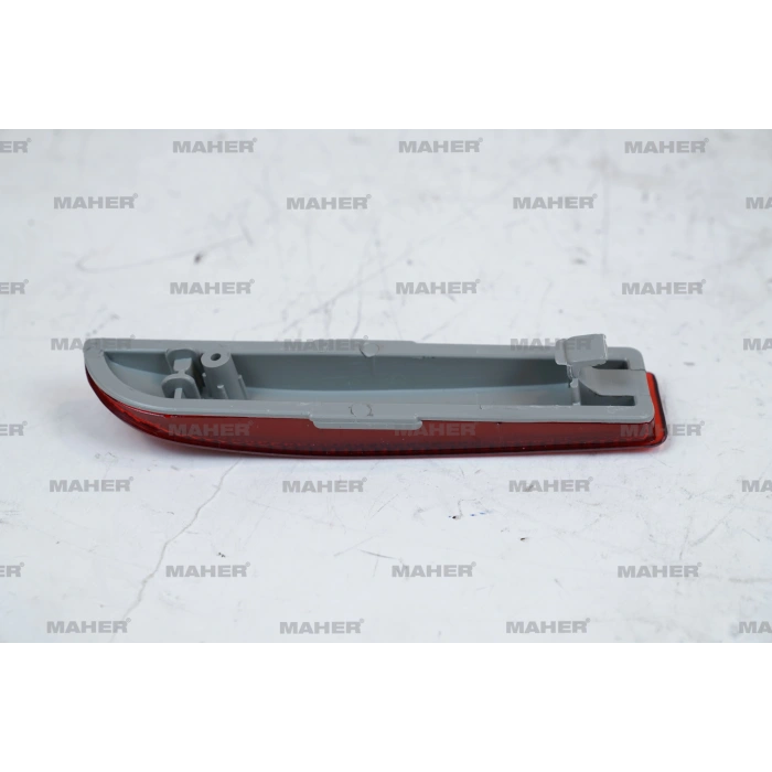 Reflektör Tampon Avensıs 2010-2012 Arka Sağ (Oem No:8191013022)