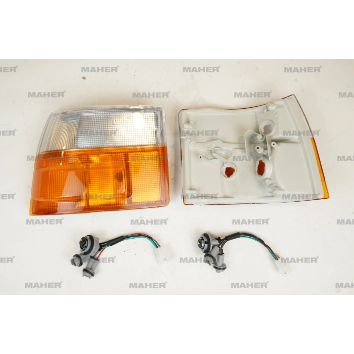 Sinyal Lambası Hiace 89-1998 Sol (Oem No:8152095J16)