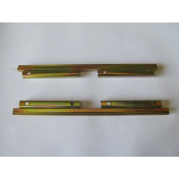 Renault R9 Broadway- 83-1996 Arka Kapı Cam Kızağı Sağ/Sol (Camı Kaldıran) (Oem No:7702189088)