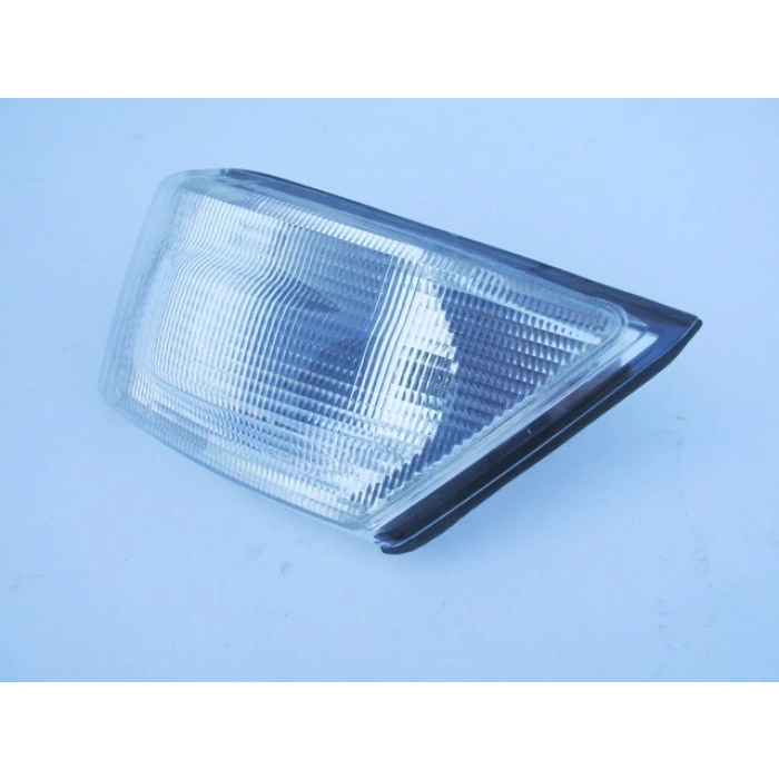 Iveco Daıly- 1999-2007  Ön Sinyal Sol Beyaz Duylu (Mars) (Oem No:504104468)