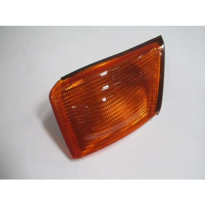 Iveco Daıly- 1999-2007  Ön Sinyal Sol Sarı (Mars) (Oem No:500320426)