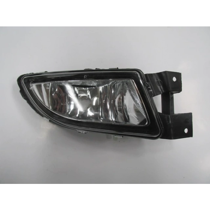 Iveco Daıly- 2012-2014  Sis Lambası Sağ Şeffaf Camlı (Eurolamp) (Oem No:51775551)